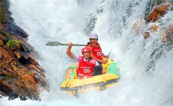 清远浪尖上的过山车古龙峡国际赛道、激爽一夏1日游